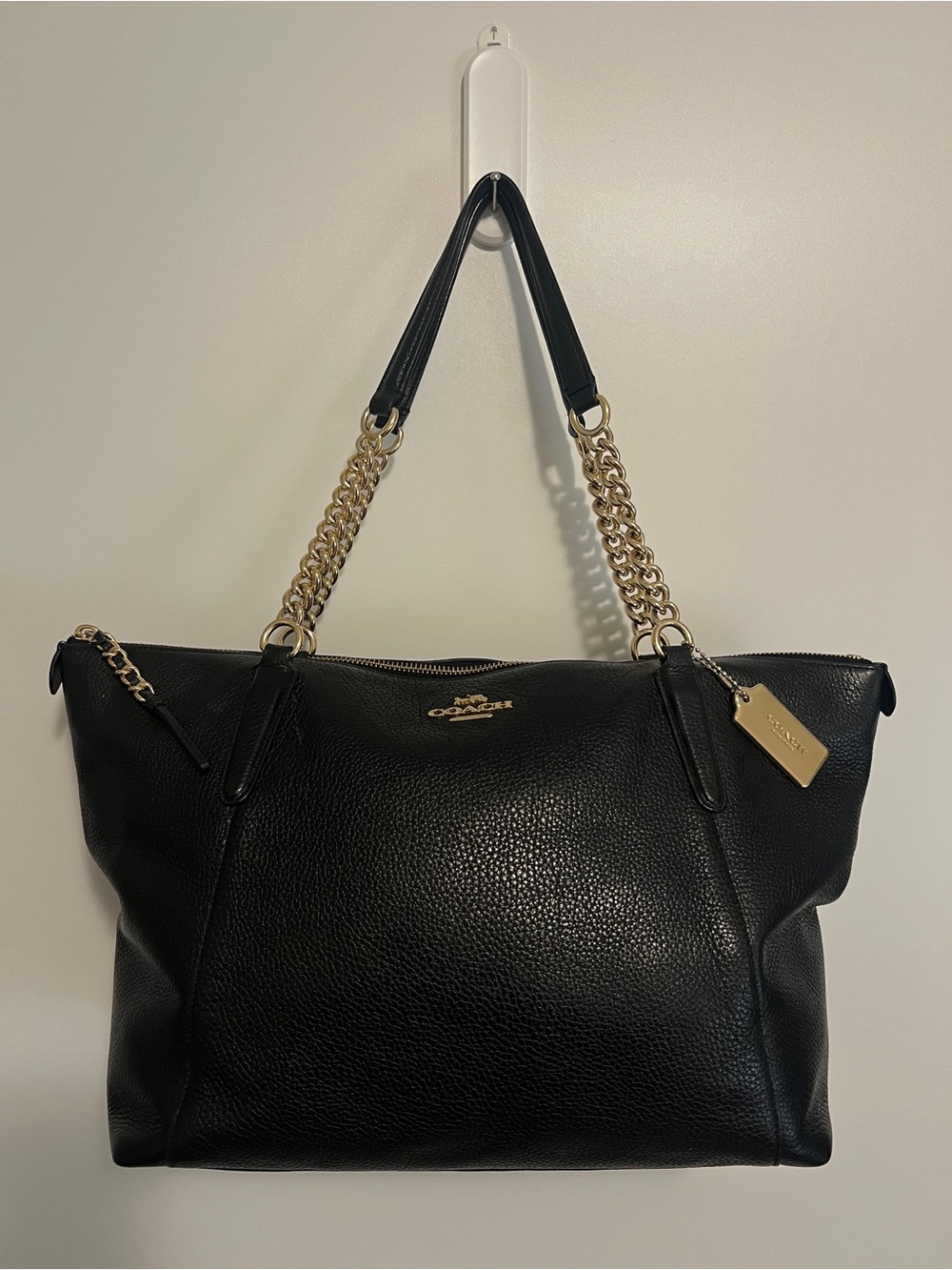 COACH Black Pebbled Leather Ava Chain Tote Bag F29007